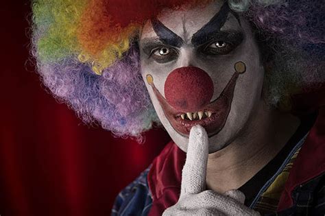 Killer clown pranksters face arrest, number of calls on the rise | UK | News | Express.co.uk