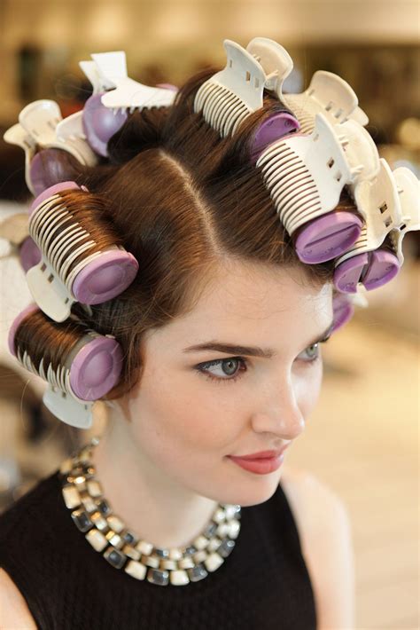 3 DIY Hot-Roller 'Dos That Aren't Dated | Hair rollers, Hot roller styles, Hot roller curls