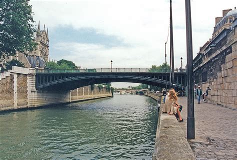 Bridge of the Week: Seine River Bridges: Pont au Double