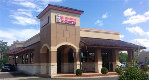 What Are The Different Dunkin Donuts Cup Sizes? - DrinkStack