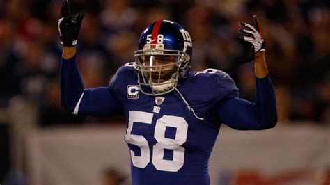 Former New York Giants players support Antonio Pierce as he draws ...