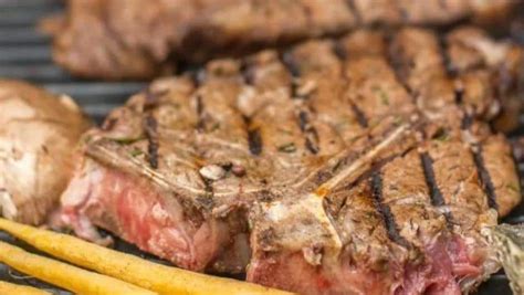 How to Grill the Best T-Bone Steak | Char-Broil®