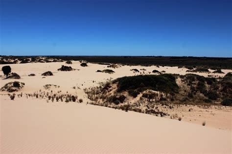 TRAVEL HOTSPOT / Australia - Mungo National Park - The Wandering Mind