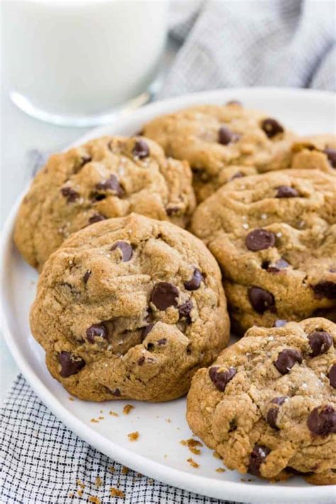 Gluten-Free Chocolate Chip Cookies - Jessica Gavin