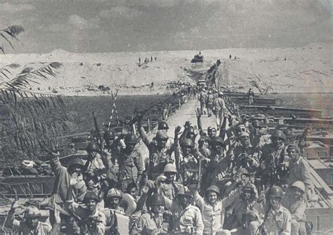 Egyptian Soldiers celebrate the crossing of the Suez canal, Ramadan/Yom ...