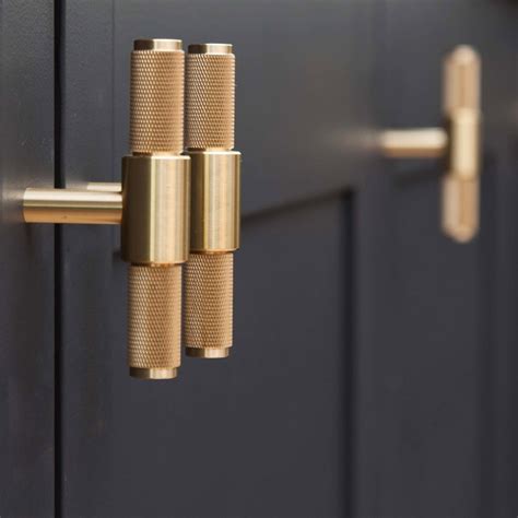 T-Bar Archives | Cabinetry hardware, Kitchen handles, Brass kitchen handles