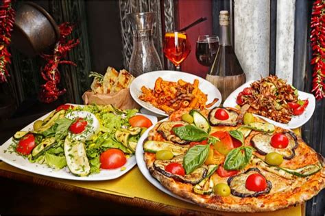 Italian Food and Cuisine - 15 Traditional Dishes to Eat in Italy