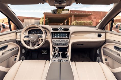 2023 Bentley Bentayga Review, Pricing | Bentayga SUV Models | CarBuzz