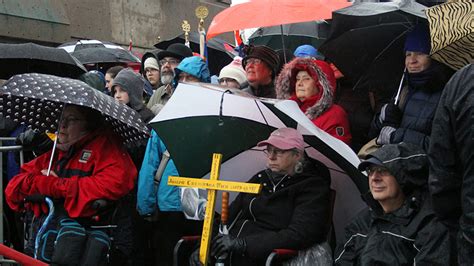 Victims, survivors honoured at Halifax Explosion anniversary memorial | The Signal