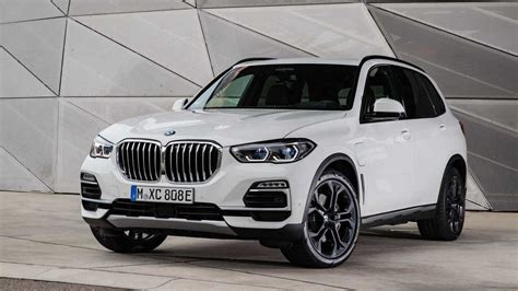 BMW Launches X5 xDrive45e In U.S.: Releases Specs, Range And Price