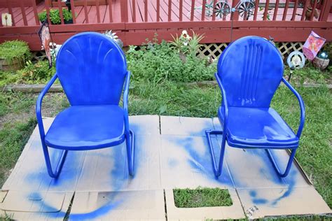 How To Spray Paint Patio Chairs | Storables