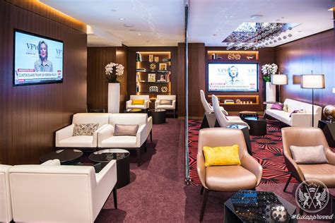 Take A Look At Etihad Airways First & Business Class Lounge At LAX ...