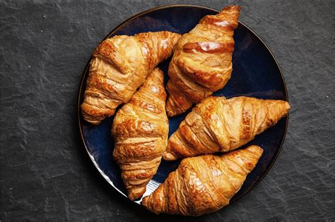 Buttery, Flaky and Soft: The 7 Best Croissants in Paris