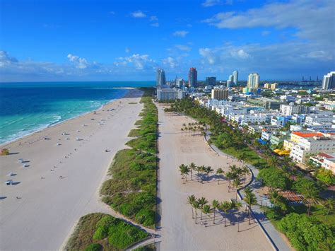 Leading Luxury: South Beach Miami Hotels