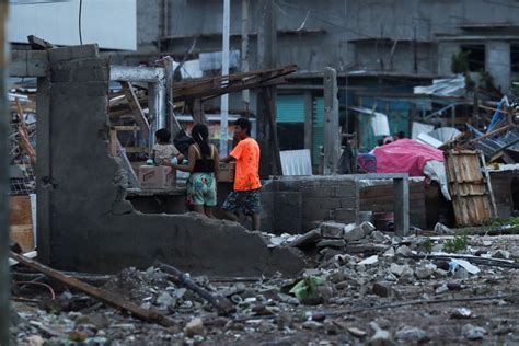 Hurricane Otis devastates Acapulco, Mexico, killing 27 | CNN