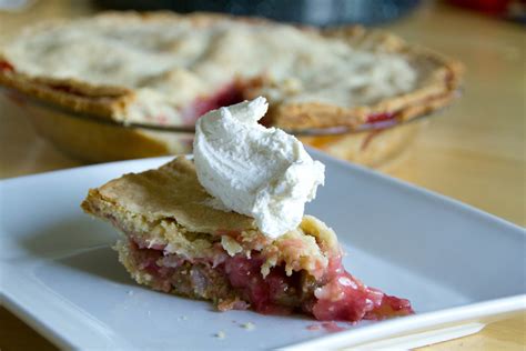 Strawberry Rhubarb Pie | Find the recipe at jointhekitchen.c… | Flickr