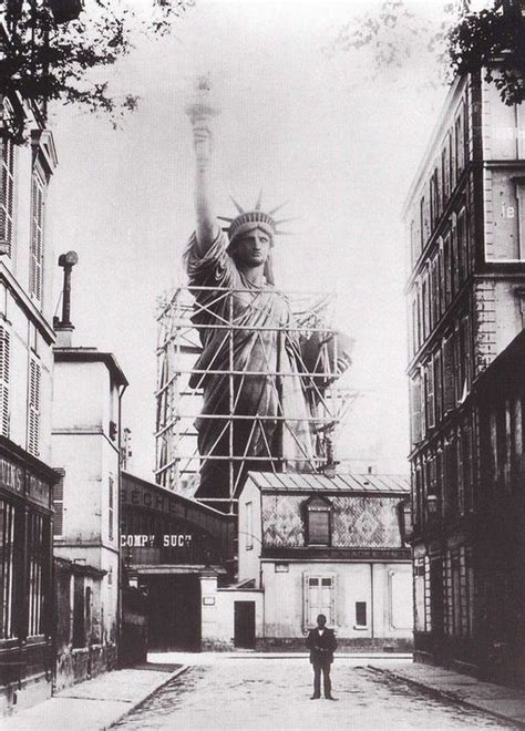 Incredible Photos Of The Statue Of Liberty Being Constructed In Paris - Barnorama