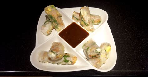 Pad Thai Spring Rolls with Tamarind Dipping SauceFLAVORFUL JOURNEYS