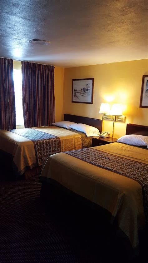 BUDGET HOST INN SOMERSET PA - Updated 2024 Prices & Motel Reviews