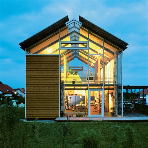 Photo 3 of 11 in 10 Modern Glass Homes from Modern Glass Houses - Dwell