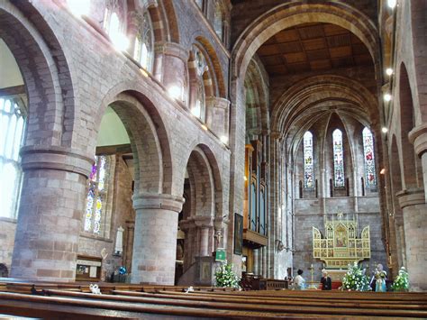 Shrewsbury Abbey | The red sandstone bulk of Shrewsbury Abbe… | Flickr