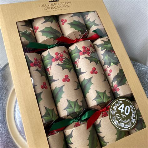 Bon Bons Natural Holly Eco Christmas Crackers (12 Pack) - 30cm | Eco christmas, Christmas ...