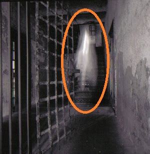 The real evidence of the paranormal: Residual and Intelligent Hauntings Explained