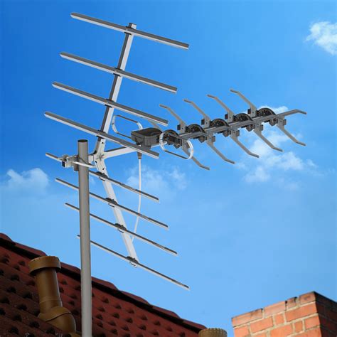 200 Mile Outdoor TV Antenna Satellite Amplified HDTV UHF Digital Signal ...