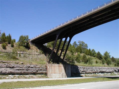 KentuckyRoads.com - Image Library - William H. Natcher Parkway - Glen Lily Road Overpass - p6170031