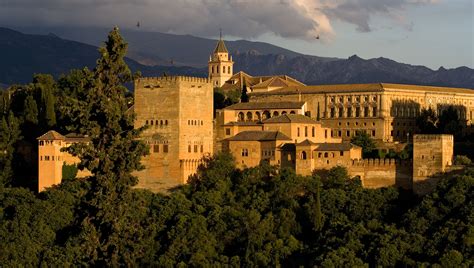 File:Exterior of Alhambra, 2008.jpg