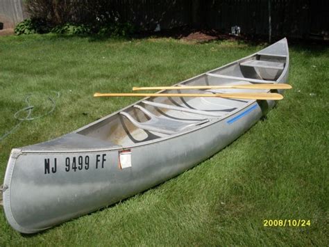 Canoe, Grumman, 15 Ft With Paddles, Used for sale from United States