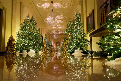 Melania Trump 2021 White House Christmas Pictures