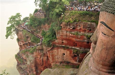 Feeling Small in Leshan: Road-tripping Beijing to Lijiang