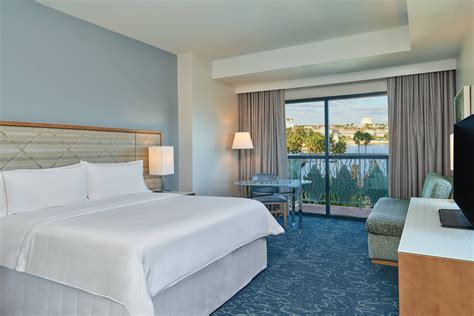 Walt Disney World Dolphin hotel amenities | Hotel room highlights