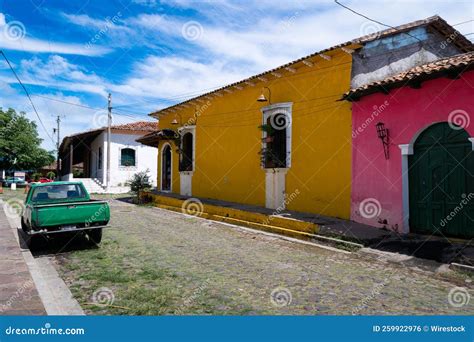 Colorful, Colonial Buildings in Suchitoto Streets, El Salvador ...