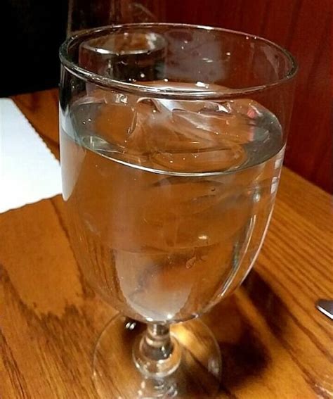 Water - Poor Man's Gourmet Kitchen | Reusable glass water bottles, Mason jar wine glass, Glass ...