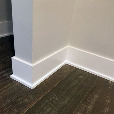 Simple Modern Baseboard Ideas With Hardwood Flooring | Modern baseboard, Modern baseboards ...