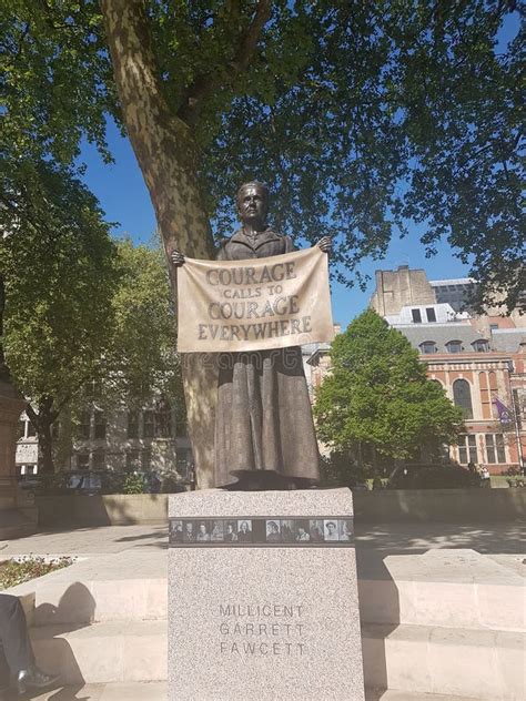 Suffragist Sculpture in London. Editorial Image - Image of square ...