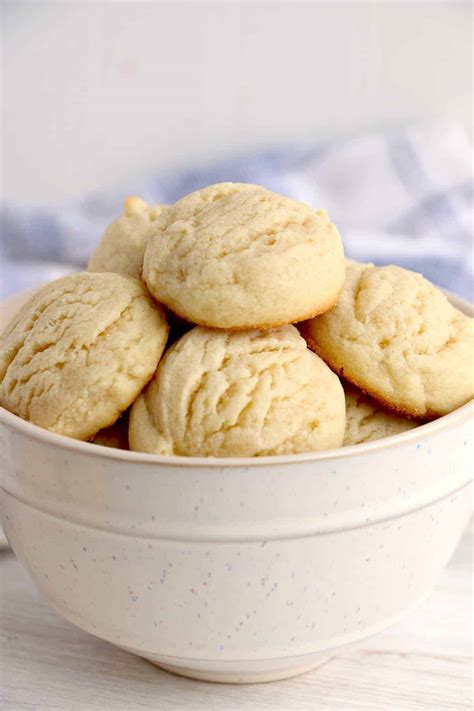 Butter Cookies - Easy Dessert Recipes