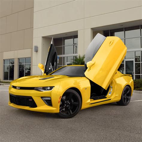 Green Lamborghini With Butterfly Doors