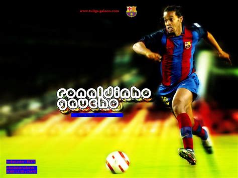 FOOTBALL PLAYERS WALLPAPERS: Ronaldinho Wallpapers