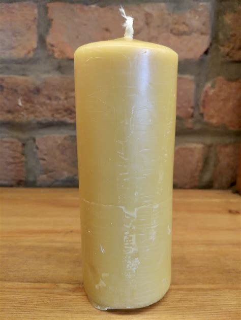 Pillar candle large - Bax Bees