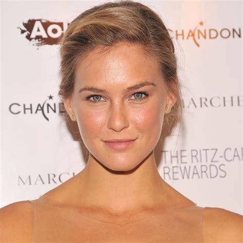 How to Get Bar Refaeli's Makeup Look | POPSUGAR Beauty