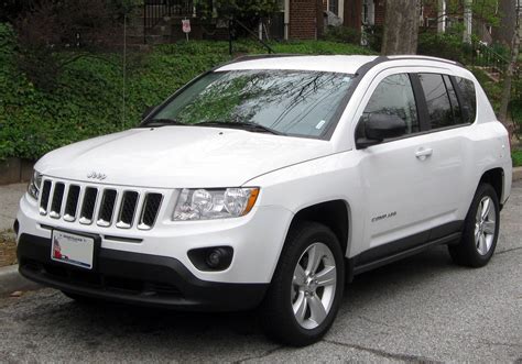 2012 Jeep Compass Sport - 4dr SUV 2.0L Manual