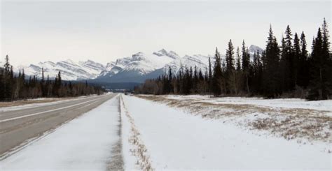 7 reasons why you should go on a winter road trip in Canada