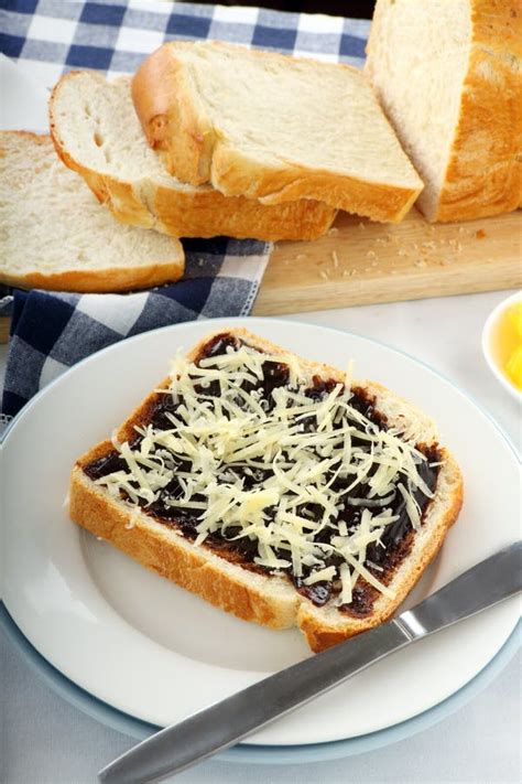 Vegemite and Cheese Sandwich Stock Image - Image of slices, paste: 19215273