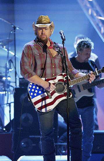 Toby Keith American Flag Guitar : TOBY KEITH I LOVE THIS BAR GRILL T SHIRT Country Eagle ...