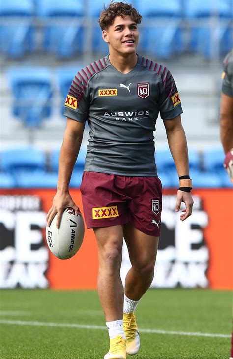 Warriors star Reece Walsh tops list of hottest NRL players in 2021 ...