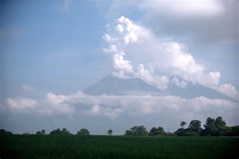 Living with a monster: Tourism at a Guatemala volcano | Daily Sabah