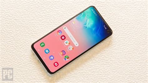 Samsung Galaxy S10e Review | PCMag